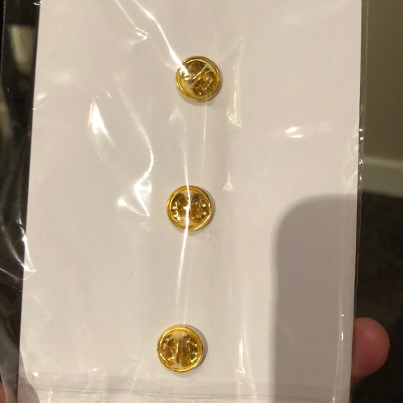 Kate Spade pins - Picture 2 of 3